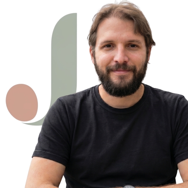 Juanjo Cassinelli — Clinical Psychologist